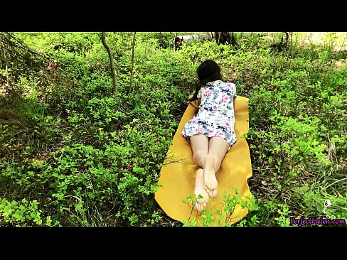 ❤️ 陌生人在Tinder上自慰我的阴部，并在树林里热情地做爱 ❤ at us